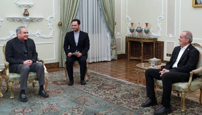 US pressure fostering closer ties among Muslim countries, Iran tells Pakistan