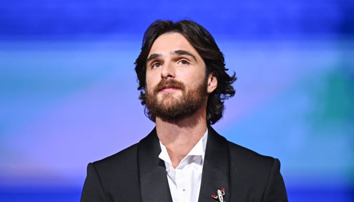 Jacob Elordis new facial hair turn heads on LA outing with Kendall Jenner