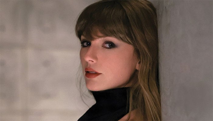 Taylor Swift surprises fans with Patient Zero after impatiently waiting