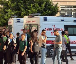 11 hurt as teen opens fire outside Turkey school
