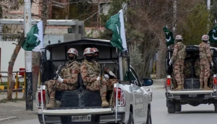 Security personnel patrol with vehicles in Quetta, Balochistan. — AFP/File