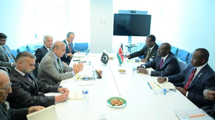 PM Shehbaz, DPM Dar engage world leaders on sidelines of UNGA