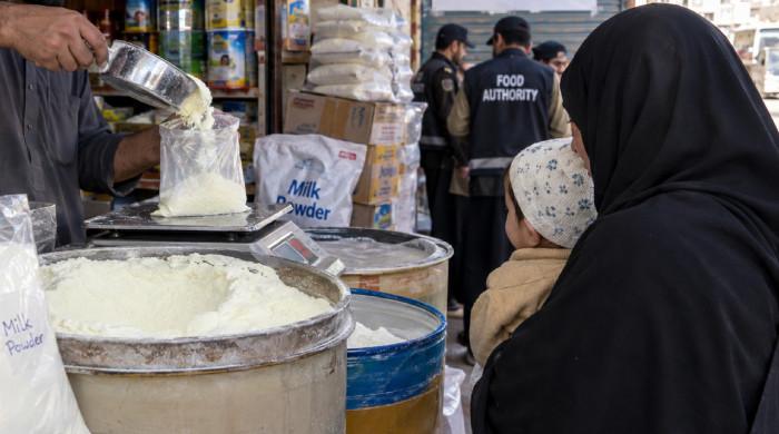 Selling loose powdered milk in Quetta: Raids, regulation and risks to infants