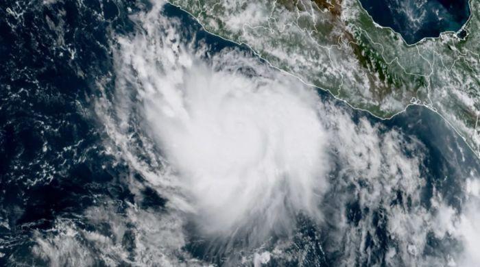Hurricane Polo threatens Mexico after gaining 110 MPH in just 24 hours: How did it explode so fast?