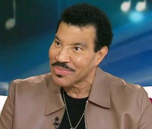 Lionel Richie undergoes heart procedure, postpones three tour dates
