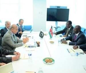 PM Shehbaz, DPM Dar engage world leaders on sidelines of UNGA