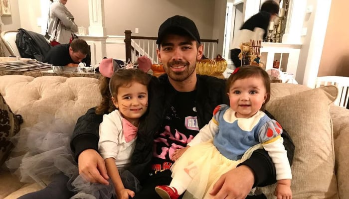 Joe Jonas recounts terrifying fall between two boats in Italy
