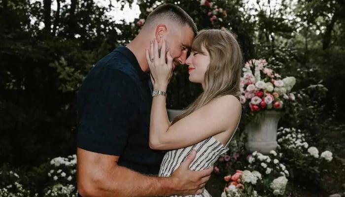 Taylor Swift gives sweet shout out to husband Travis Kelce with Cleveland