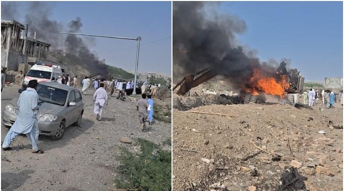 Suicide attack at DI Khan anti-smuggling check post kills 11, including women and children