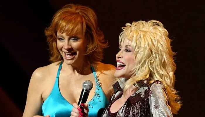Reba McEntire recalls and regrets missing last missed call from Dolly Parton