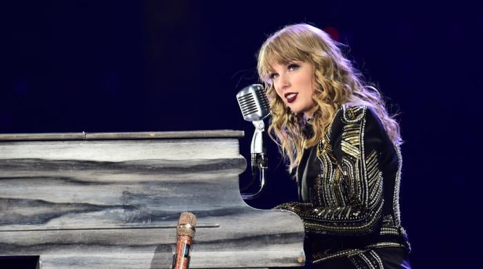 Taylor Swift fans decode links to 'Reputation' in 'Patient Zero' video