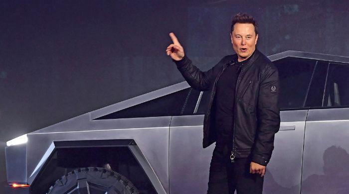 Elon Musk sleeps with his bed propped up on books: Does his strange health hack work?