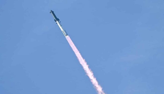 Nasa Raptor Engine NASA moon mission in jeopardy after SpaceX Starship engine failure ...