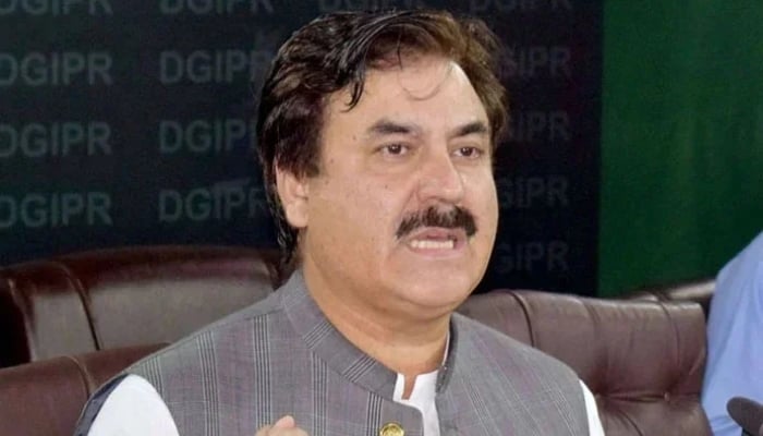Former minister and PTI leader Shaukat Yousafzai speaks during a press conference in this undated image. — APP/File