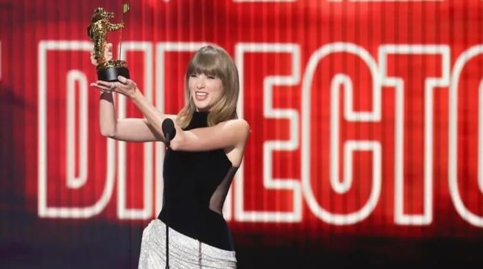 Taylor Swift skips Travis Kelce's mention 'on-purpose' at VMAs