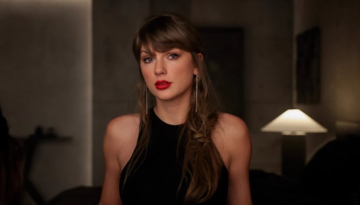 Taylor Swift dethrones Olivia Rodrigo, Ariana Grande with new record