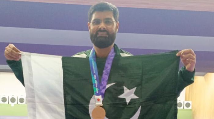GM Bashir wins Asian Games bronze in 25m rapid fire pistol