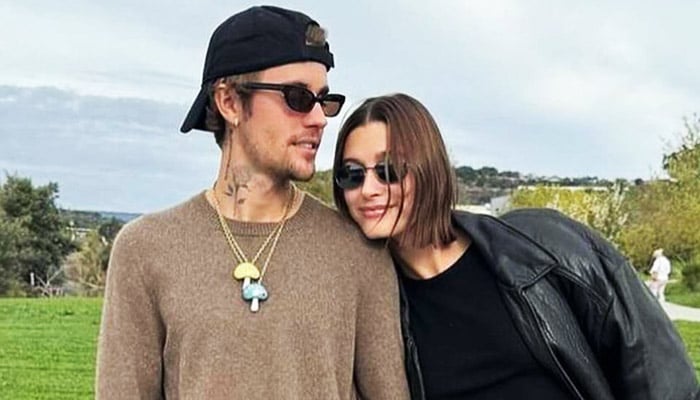 Justin Bieber shows off family-man side in new photo dump