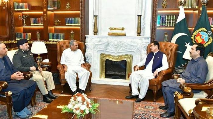 KP governor 'agrees' to play constitutional role if Centre deems emergency necessary
