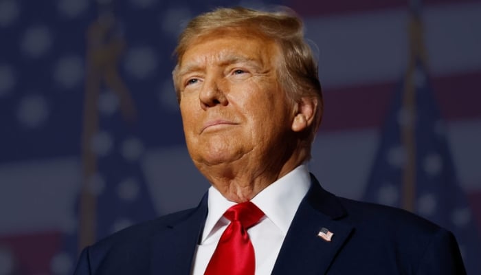 Trump pushes $5,000 checks for voters, doles out smaller aid before midterms