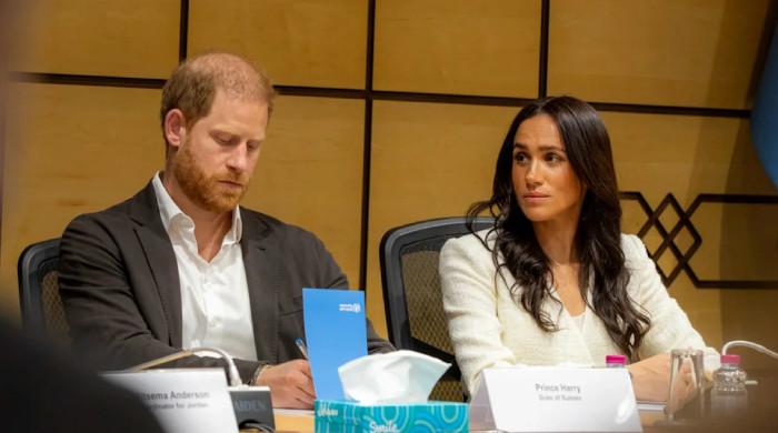Prince Harry gives ultimatum to Meghan as 'dream life' is in danger
