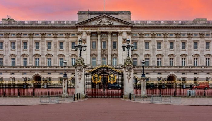 Buckingham Palace issues powerful update as new royal saga begins