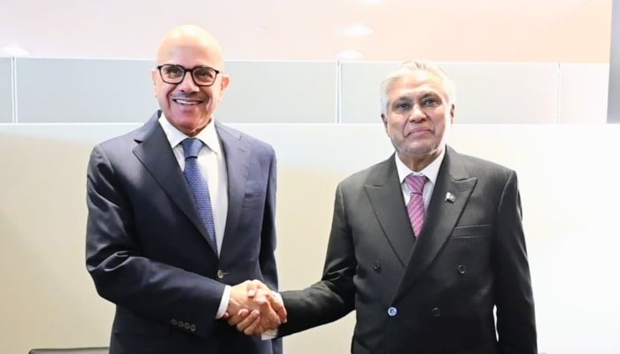 Deputy Prime Minister and Foreign Minister Ishaq Dar (right) meets Bahrains Foreign Minister Abdullatif bin Rashid Al Zayani on the sidelines of the 81st Session of the United Nations General Assembly in New York, US, September 25, 2026. — Instagram/foreignofficepk