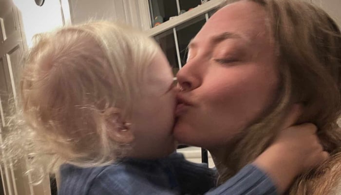 Amanda Seyfried gets a fright from daughter Nina in playful Scream video