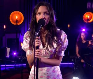 Olivia Rodrigo sends crowd wild with 'Hunger Games' song ahead of 'SOTR'