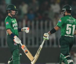 First T20I: Farhan, Sadaqat power Pakistan to four-wicket win over Sri Lanka