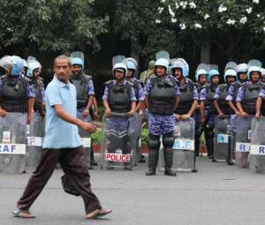 India detains 'cockroach' movement founder, locks down Delhi ahead of protest