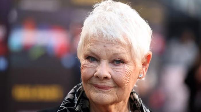  Judi Dench reveals she wants to die in her dressing room