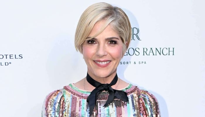 Selma Blair’s flight controversies: What happened in 2016 and 2026?