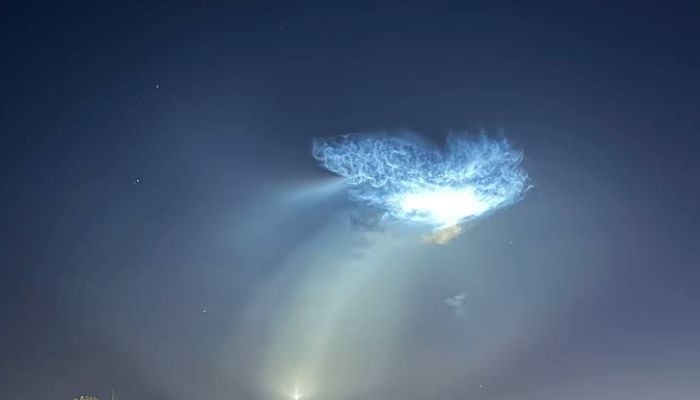 SpaceX CRS-35 launch creates rare ‘jellyfish cloud’ over Tampa Bay