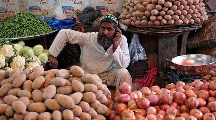 IMF raises Pakistan's inflation forecast to 9.9% in FY27