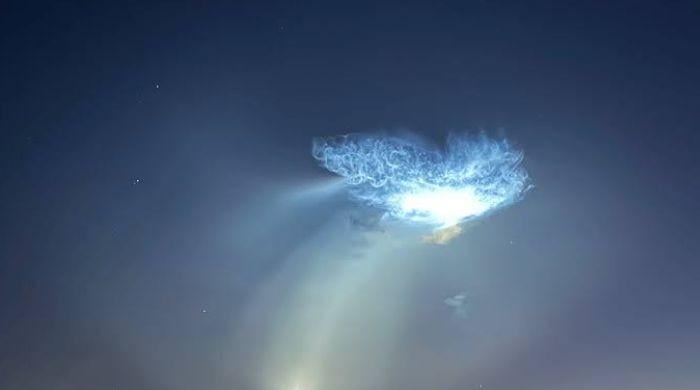 SpaceX CRS-35 launch creates rare ‘jellyfish cloud' over Tampa Bay