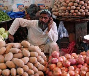 IMF raises Pakistan's inflation forecast to 9.9% in FY27