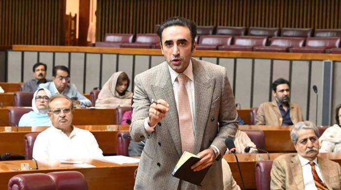 Bilawal accuses PTI of 'political suicide attack' on KP govt, renews dialogue offer