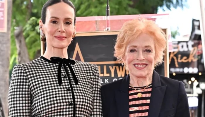 Holland Taylor has made a conscious decision of not working alongside her long-time partner, Sarah Paulson in a movie