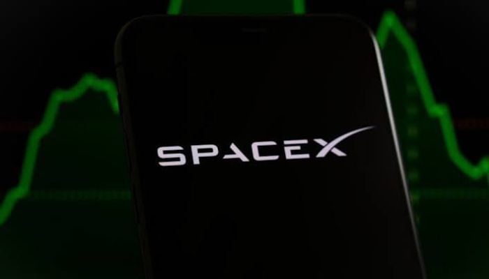 SpaceX stocks drop 2.59% as Barclays flags potential merger before December 6