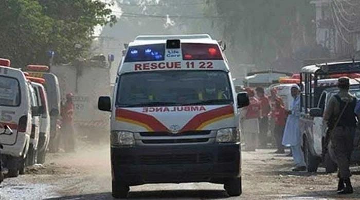 Three of family killed as trailer crashes into car in Lahore