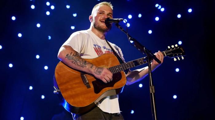 Zach Bryan shares personal memoir plans amid new tour dates 