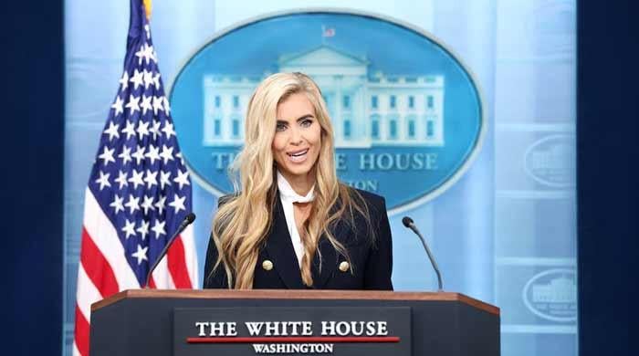 Trump's new press secretary faces scrutiny over credentials