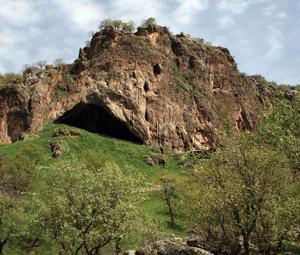 Bones from Iraqi cave hint at violence and compassion in Neanderthals