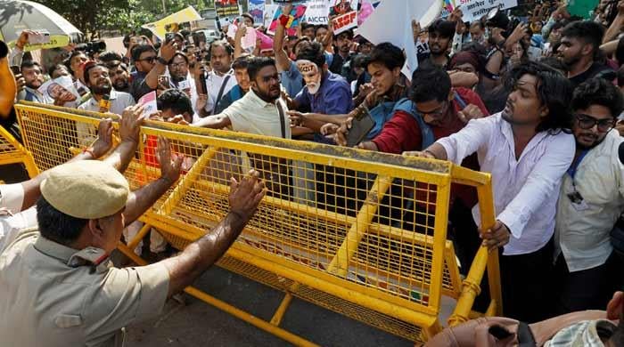 India closes down New Delhi park ahead of 'cockroach' movement rally