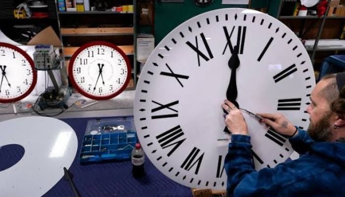 When do clocks fall back in 2026? What to know before November 1