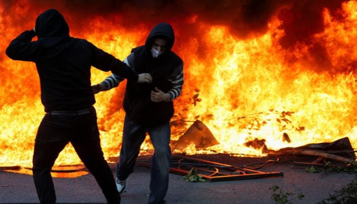 Trumps son-in-law Jared Kushners luxury resort project sparks violent protests in Albania