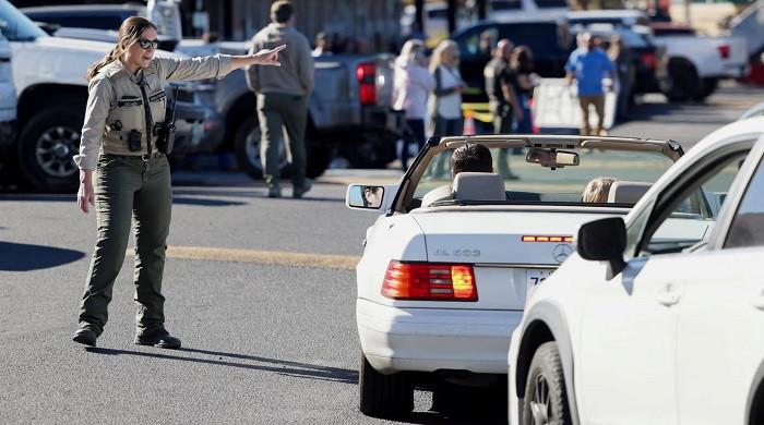 Teacher fights Oregon school shooter, credited with helping prevent further bloodshed