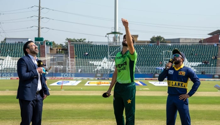 Pakistan captain Shaheen Afridi (centre) and Sri Lanka captain Kusal Mendis (right) at the toss ahead of their ODI tri-series opener at the Rawalpindi Cricket Stadium, October 18, 2026. – X/@TheRealPCB