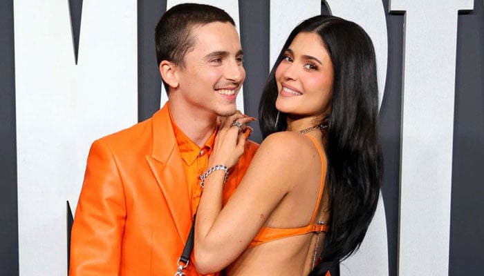 Timothée Chalamet’s reaction to Kylie Jenner’s runway debut goes viral